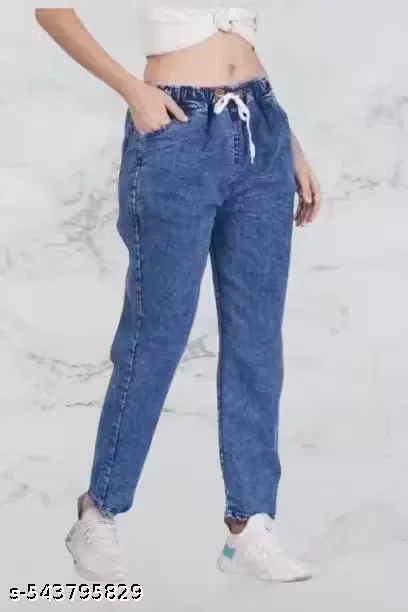 Women's Relaxed Fit Jeans
